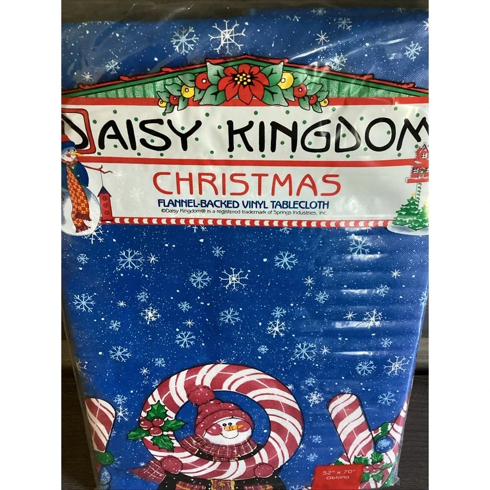 Vtg Daisy Kingdom Vinyl Christmas Table Cloth 52 X 70 Oblong Flannel Backed